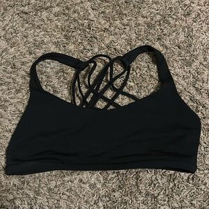 Lululemon size 8 sports bra